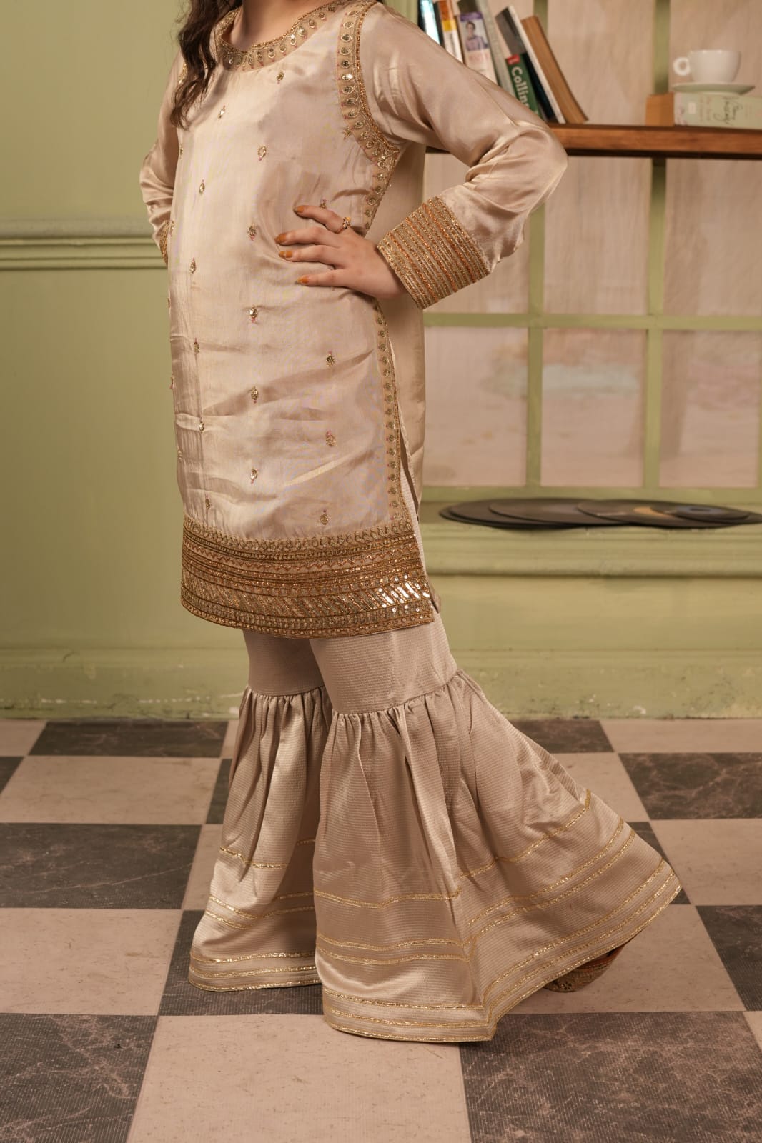 ✨ Festivs  Embroidered 3 Piece Suit ✨