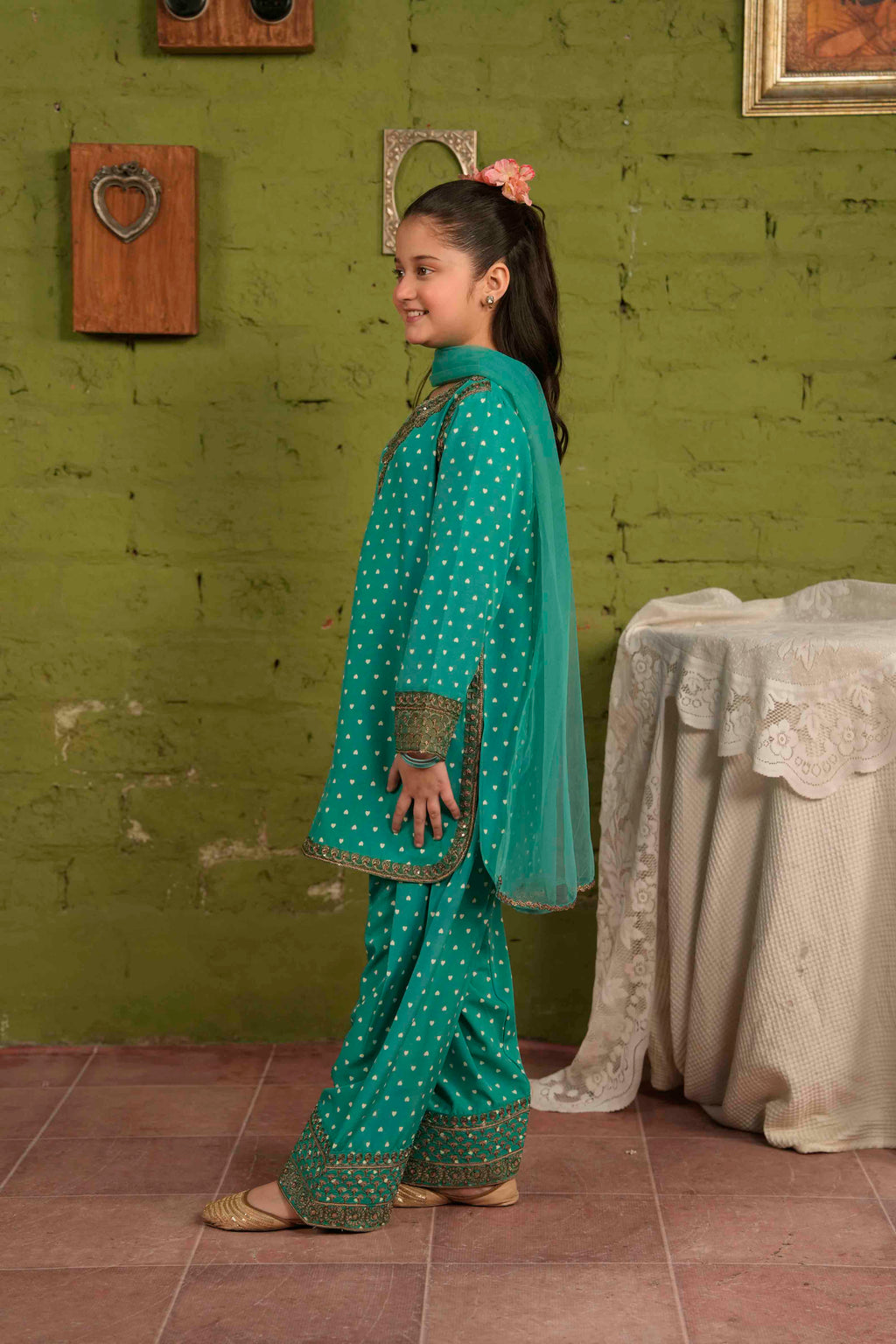 Summer Fancy 3 Piece Premium Stiched