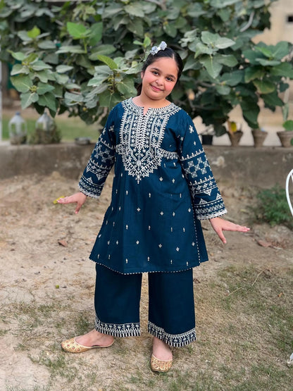 IZM-2PC-STICHED-KHADAR-DRESS