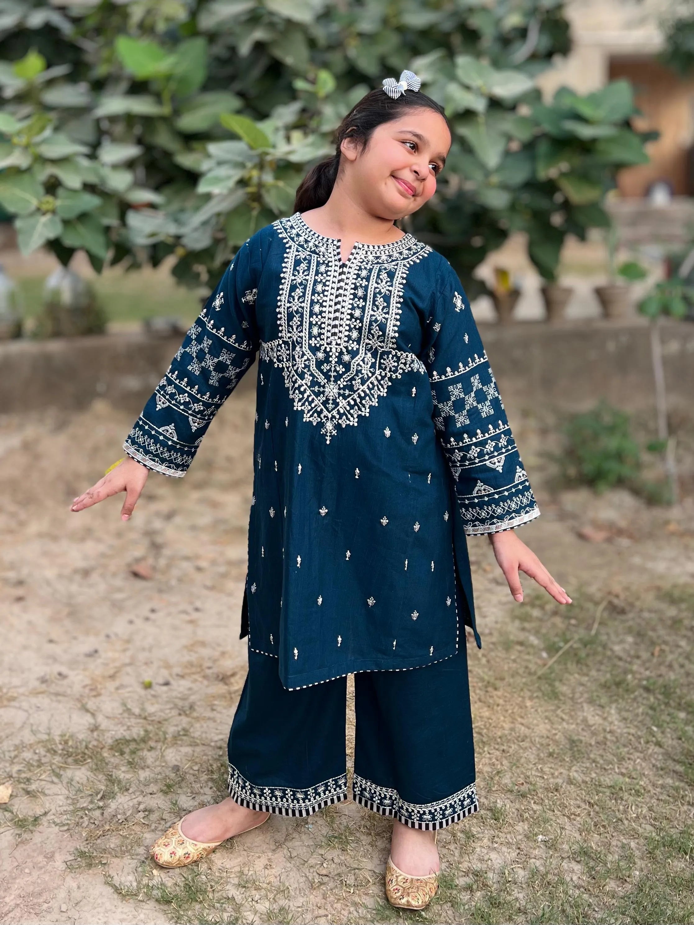 IZM-2PC-STICHED-KHADAR-DRESS