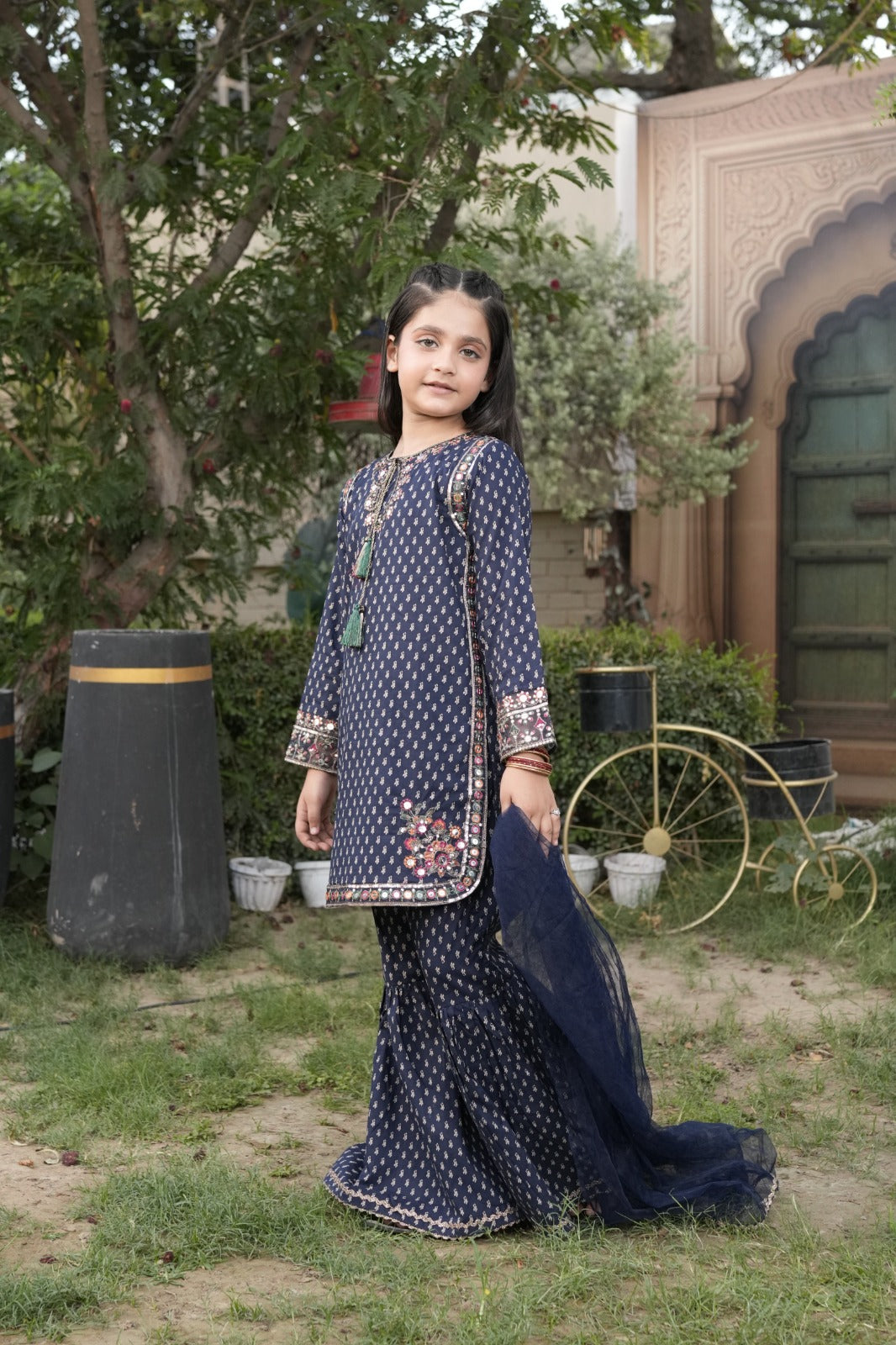 Little Luxe -Stitched-Premium-Lawn